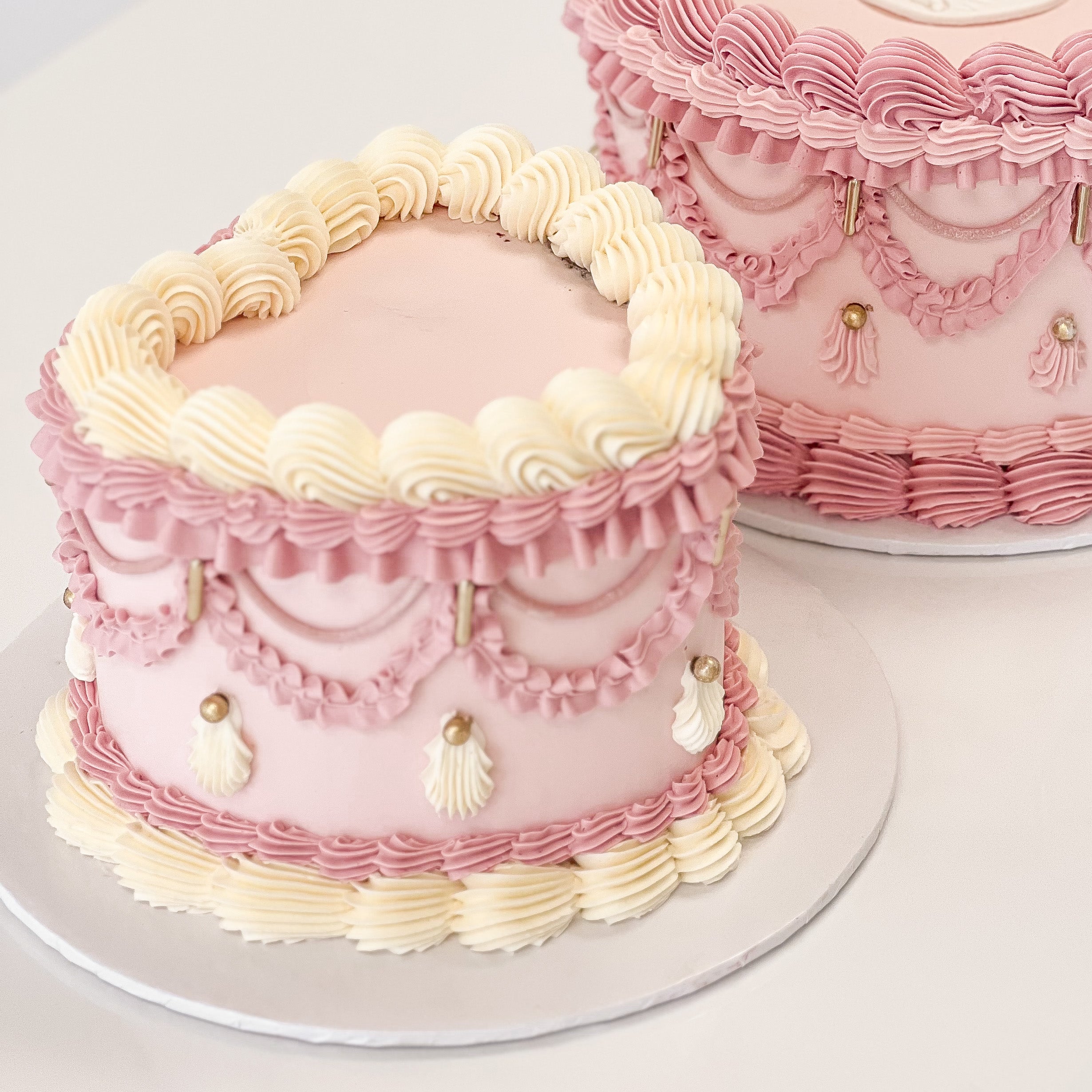 Heart Shaped Vintage Piped Cake – Shop Wild Rose Cakes