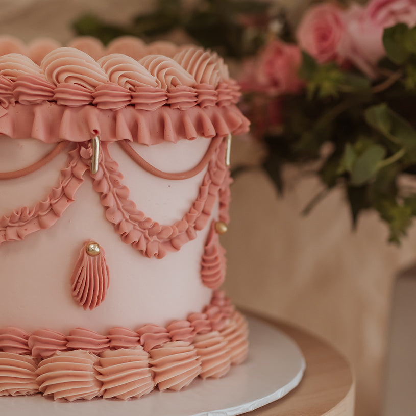 Princess vintage cake | Gallery posted by Ivonne Nicolle | Lemon8